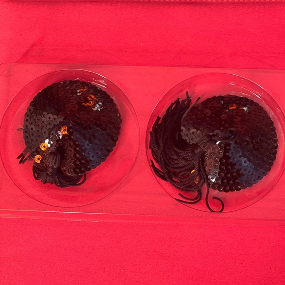 black Sequin pasties with tassels - Picture 6 of 6